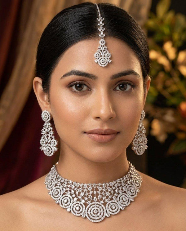Luxurious Choker Necklace with Zircon Stones Maharani Haar.