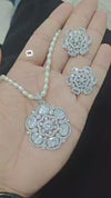 Emerald Petal Collection